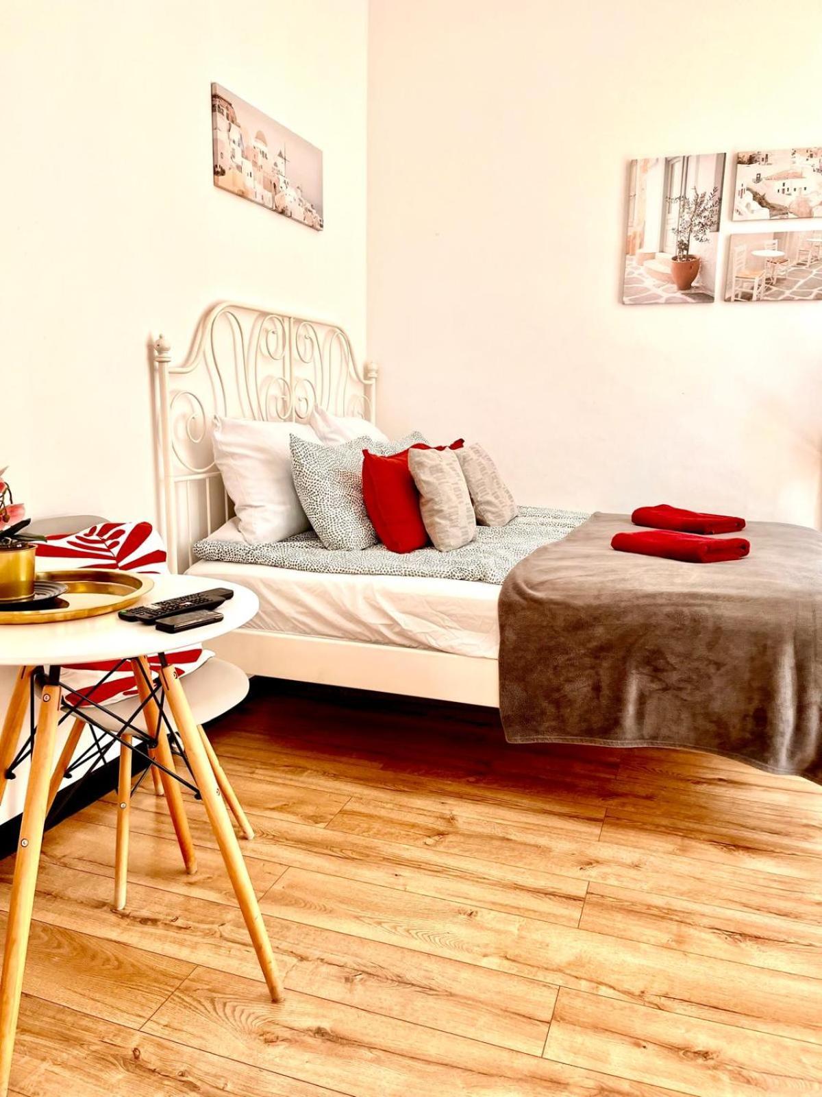 Best 1 Room Condo In Warszawa Center 外观 照片